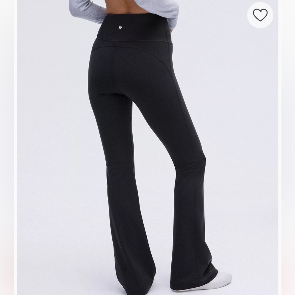 NWOT Groove Nulu Super-High-Rise Flared Pant, Regular, Black - Picture 3 of 10